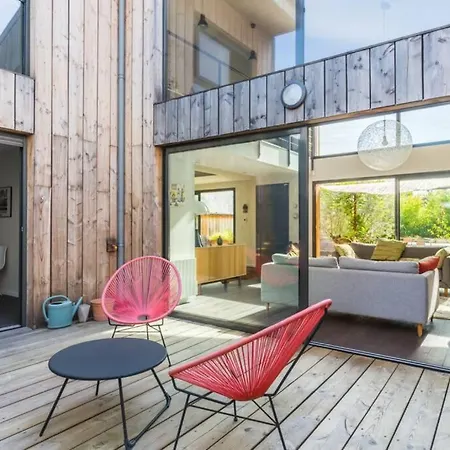 Fantastic Loft 3 Bedrooms Villa Burdeos