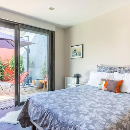 Fantastic Loft 3 Bedrooms Villa Burdeos